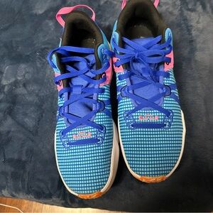 Nike LeBron used no box size 14